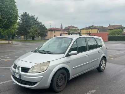 Usata Renault Scenic E-Tech 85 CV (62 kW) 2006 Berlina