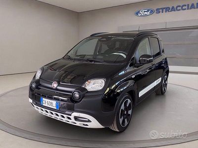 Usata Fiat Panda Cross Cross 70 CV (51 kW) 2024 Nero metallizzato Utilitaria
