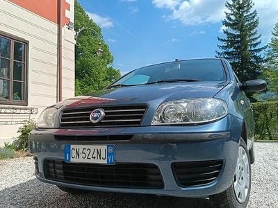 Occasion Fiat Punto Active 60 ch (44 kW) 2004 Bleue Citadine