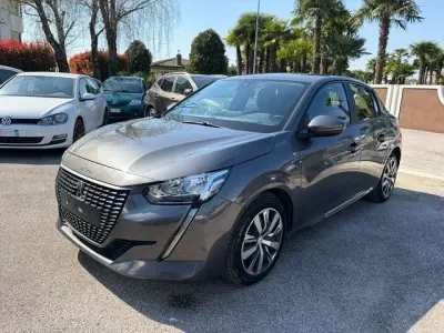 Usata Peugeot 208 Allure 101 CV (74 kW) 2019 Grigio Utilitaria