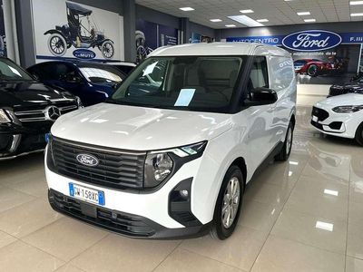 Begagnad Ford Transit Titanium 101 HK (74 kW) 2024 Vit Van
