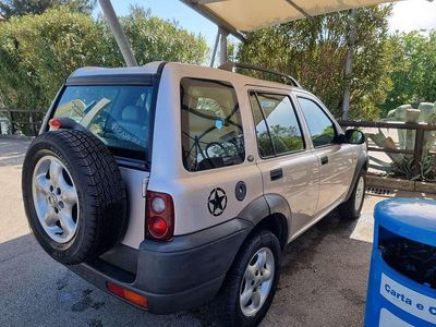 Usata Land Rover Freelander 111 CV (81 kW) 2003 Grigio SUV