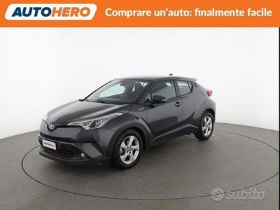 Usata Toyota C-HR Active 98 CV (72 kW) 2019 Grigio SUV