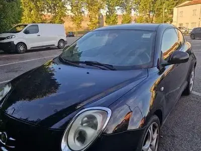 Usata Alfa Romeo MiTo 95 CV (69 kW) 2011 Nero Utilitaria