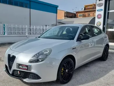 Usata Alfa Romeo Giulietta Super 120 CV (88 kW) 2017 Grigio Utilitaria
