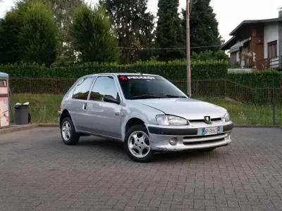 Usata Peugeot 106 Sport 60 CV (44 kW) 2000 Grigio Utilitaria