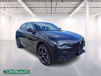 Usata Alfa Romeo Stelvio Veloce 209 CV (153 kW) 2023 Nero metallizzato SUV