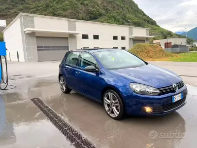 Usata VW Golf VI 140 CV (102 kW) 2011 Bluazzurro Utilitaria
