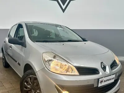 Usata Renault Clio II 75 CV (55 kW) 2006 Grigio Berlina
