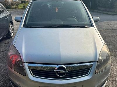 Usata Opel Zafira 2007 Monovolume