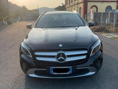 Mercedes GLA220