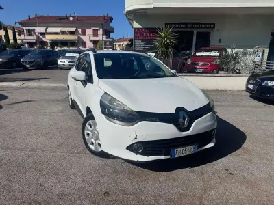 Usata Renault Clio 75 CV (55 kW) 2015 Bianco Station wagon