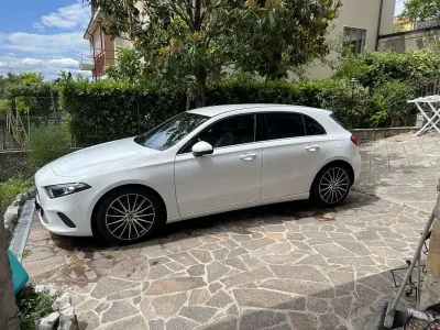 Usata Mercedes A180 136 CV (100 kW) 2020 Berlina