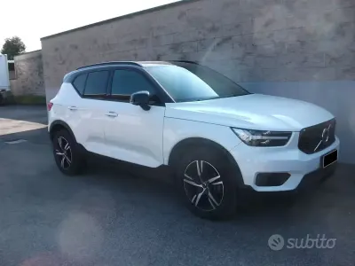 Usata Volvo XC40 R-Design 150 CV (110 kW) 2019 Bianco SUV