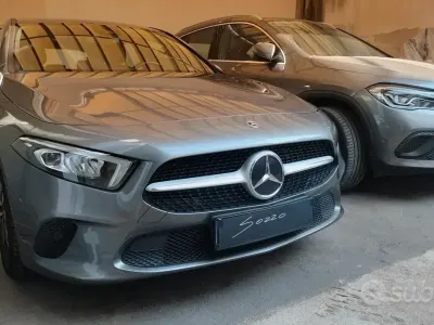 Usata Mercedes A180 Progressive 116 CV (85 kW) 2021 Grigio Berlina