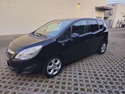 Usata Opel Meriva Cosmo 95 CV (69 kW) 2011 Other Monovolume