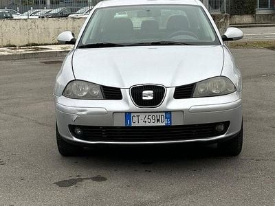Usata Seat Ibiza 74 CV (54 kW) 2005 Grigio Utilitaria