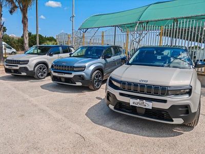 Grigio Nuova 2025 Jeep Avenger Altitude SUV | 23.900 € (Buon prezzo)