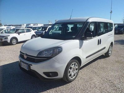 Usata Fiat Doblò 105 CV (77 kW) 2022 Bianco Monovolume