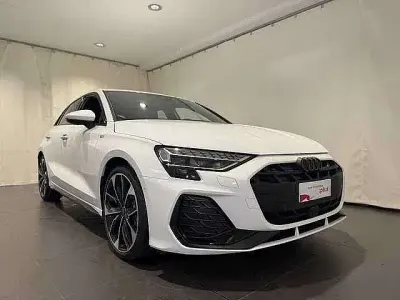 Nuova Audi A3 S-Line 150 CV (110 kW) 2025 Bianco Berlina