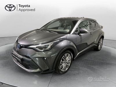 Usata Toyota C-HR Lounge 122 CV (89 kW) 2022 Grigio SUV