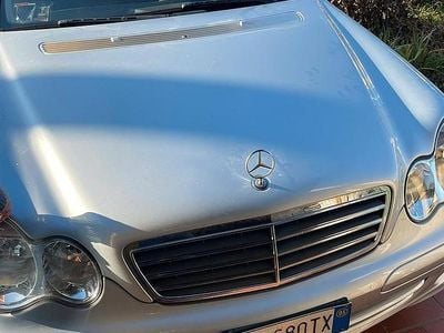 Usata Mercedes C200 Classic 122 CV (89 kW) 2005 Grigio Station wagon