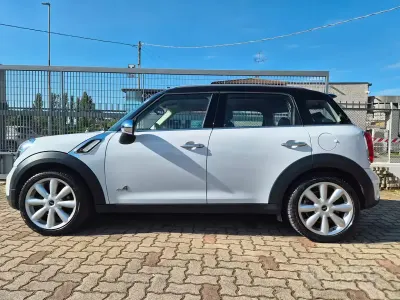 Usata Mini Cooper SD Countryman 143 CV (105 kW) 2014 Bianco SUV
