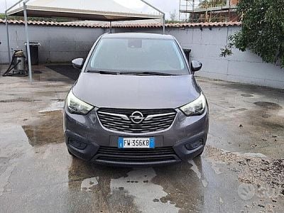 Usata Opel Crossland X 83 CV (61 kW) 2019 Grigio SUV