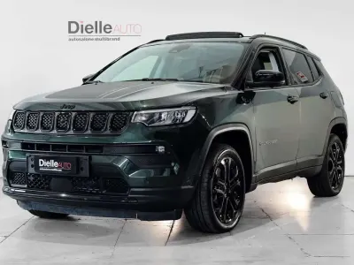Usata Jeep Compass North 241 CV (177 kW) 2025 Techno green + tetto nero SUV