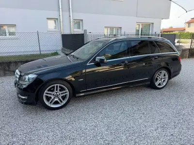 Usata Mercedes C220 Avantgarde 170 CV (125 kW) 2012 Nero Station wagon