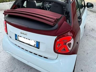 Usata Smart ForTwo Electric Drive Passion 60 kW (82 CV) 2021 Bianco Cabrio