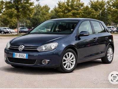 Usata VW Golf VI Comfortline 105 CV (77 kW) 2010 Blu Utilitaria