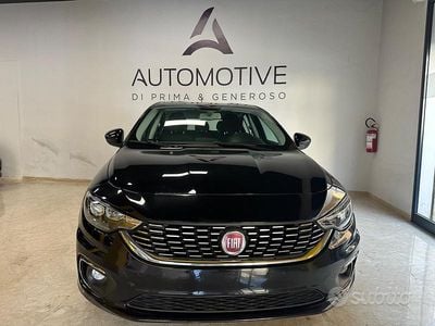 Usata Fiat Tipo Lounge 120 CV (88 kW) 2017 Blu Berlina