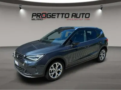 Usata Seat Arona FR 116 CV (85 kW) 2025 Grigio SUV