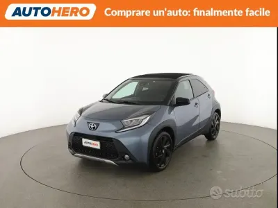 Usata Toyota Aygo X Lounge 72 CV (52 kW) 2024 Grigio SUV