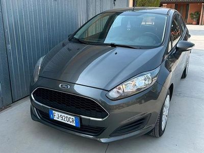 Second-hand Ford Fiesta 80 CP (58 kW) 2018 Gri Hatchback