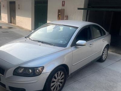 Volvo S40