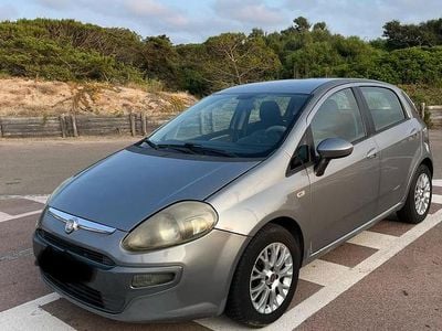 Grigio Usata 2011 Fiat Punto Evo S Utilitaria | 3500 € (Buon prezzo)