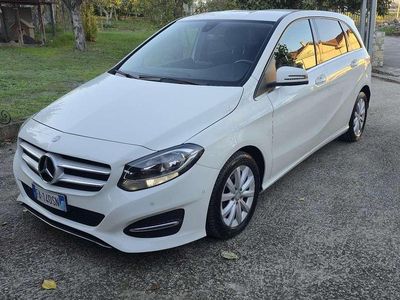Usata Mercedes B180 Executive 109 CV (80 kW) 2015 Monovolume