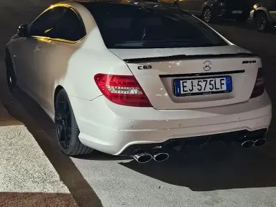 Usata Mercedes C220 170 CV (125 kW) 2011 Bianco Coupé