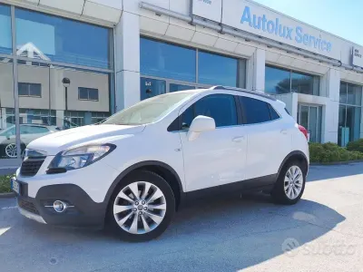 Usata Opel Mokka Cosmo 140 CV (102 kW) 2015 Bianco SUV