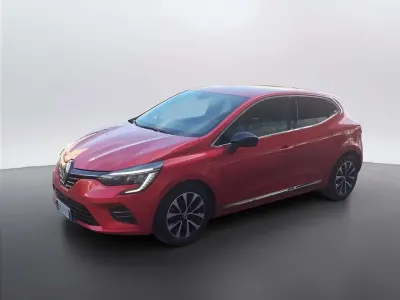 Usata Renault Clio V Intens 101 CV (74 kW) 2023 Rosso Berlina