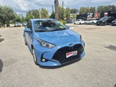 Occasion Toyota Yaris Business Edition 73 ch (53 kW) 2021 Bleue Citadine