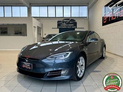 Usata Tesla Model S 158 kW (215 CV) 2018 Grigio scuro Utilitaria