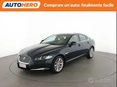 Usata Jaguar XF 200 CV (147 kW) 2015 Verde Berlina