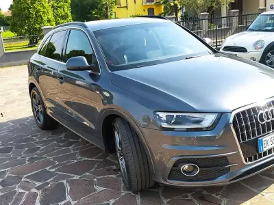 Usata Audi Q3 Advanced Plus 211 CV (155 kW) 2012 Argento SUV
