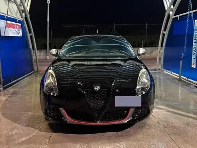 Usata Alfa Romeo Giulietta 105 CV (77 kW) 2013 Nero Utilitaria