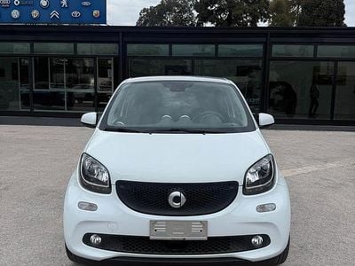 Usata Smart ForFour Passion 71 CV (52 kW) 2019 Bianco Utilitaria