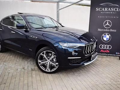 Usata Maserati Levante GranLusso 275 CV (202 kW) 2019 Blu SUV