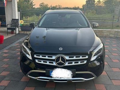 Usata Mercedes GLA180 2018 Nero SUV